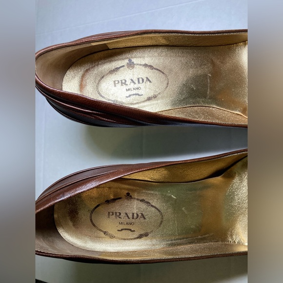 Prada EUC Size EUR 37 Pointed-Toe Brown Leather Heels - Picture 6 of 10